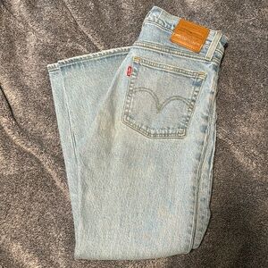 Levi Wedgie Fit Jeans